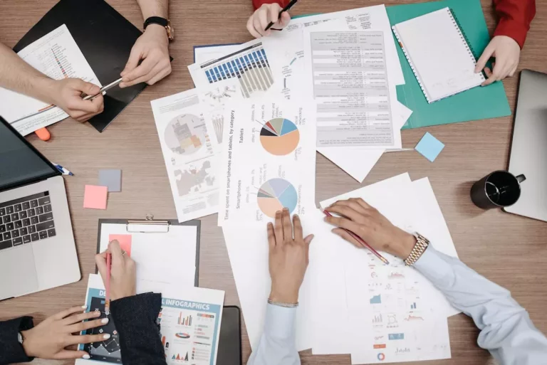 Analiza skuteczności pracy – jakie dane biznesowe wyciągniesz z systemu RCP?